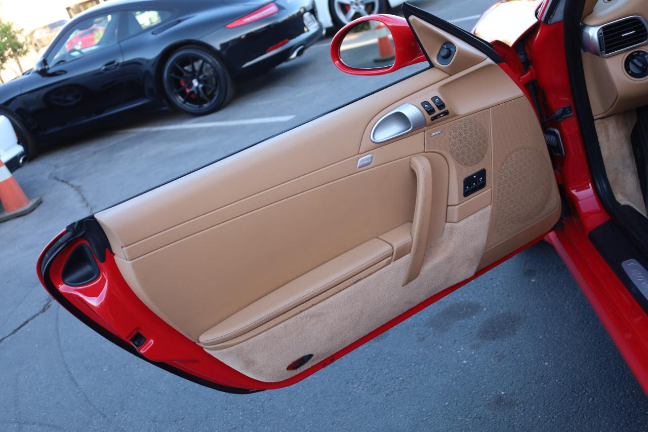 Porsche 911 Carrera S Cabriolet 2010