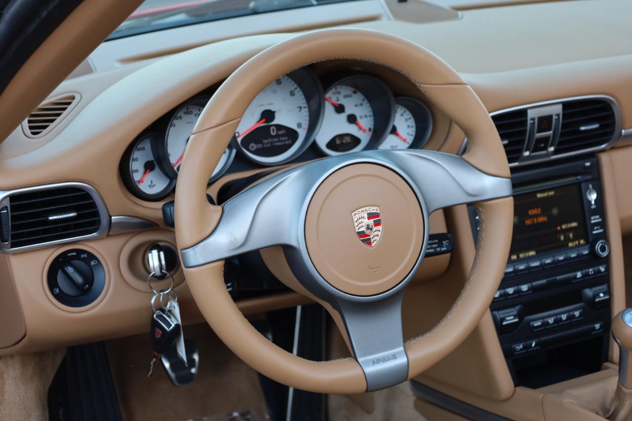 Porsche 911 Carrera S Cabriolet 2010