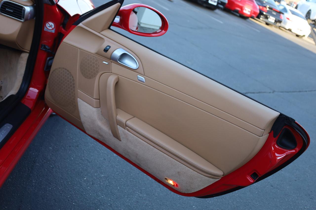 Porsche 911 Carrera S Cabriolet 2010