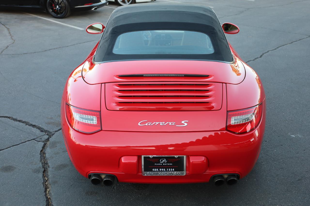 Porsche 911 Carrera S Cabriolet 2010