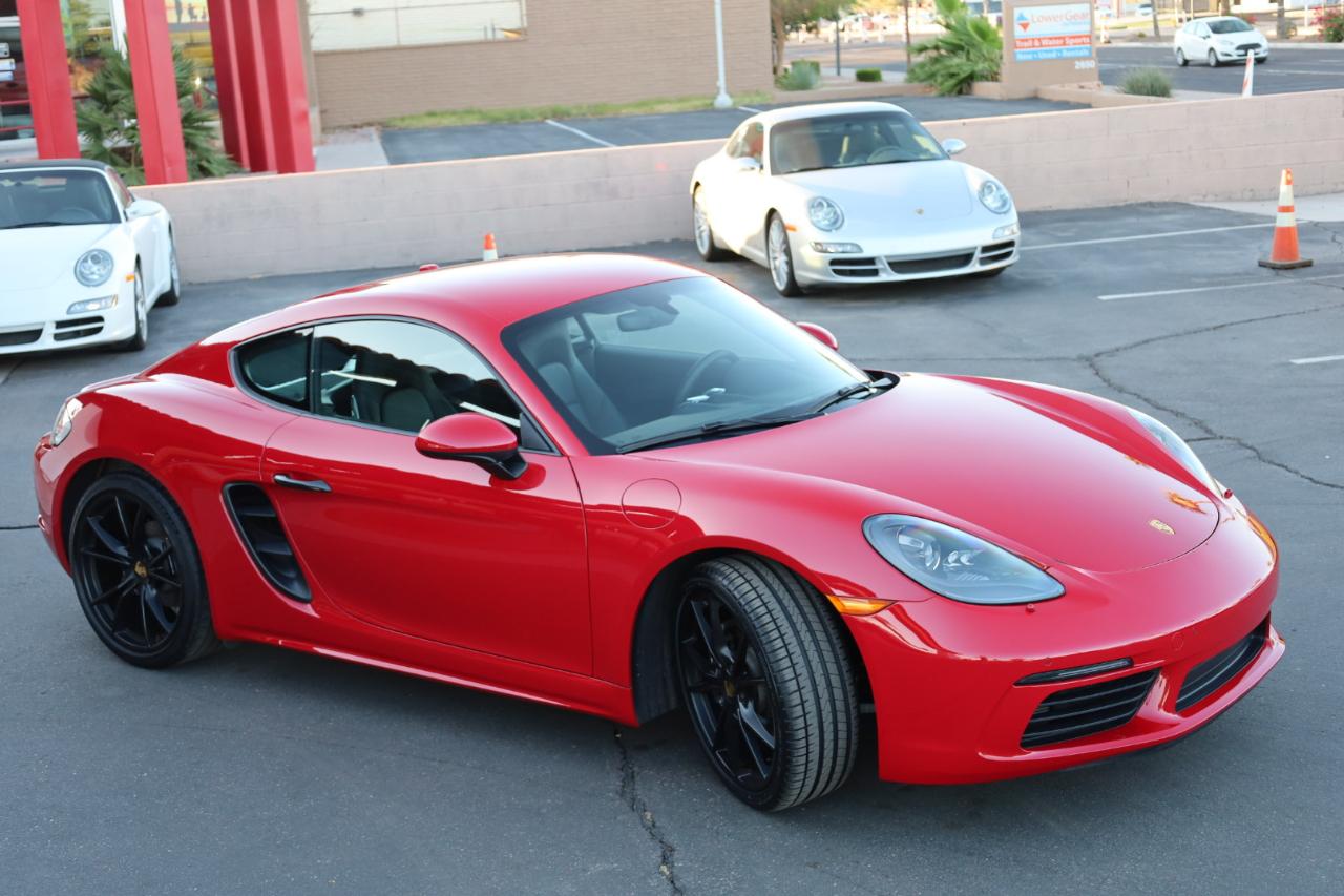 Porsche 718 Cayman Coupe 2019