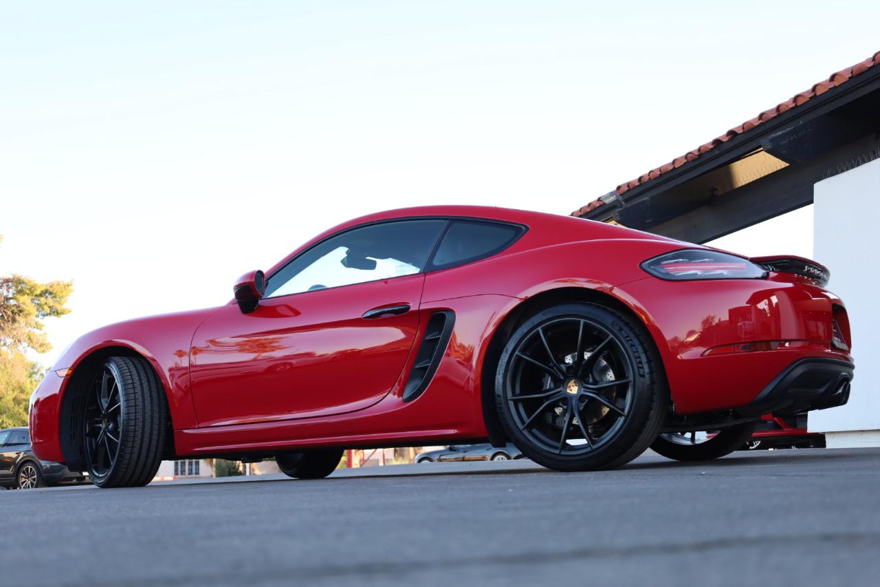 Porsche 718 Cayman Coupe 2019