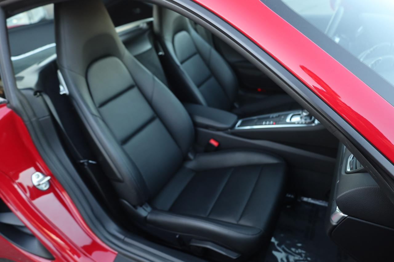 Porsche 718 Cayman Coupe 2019