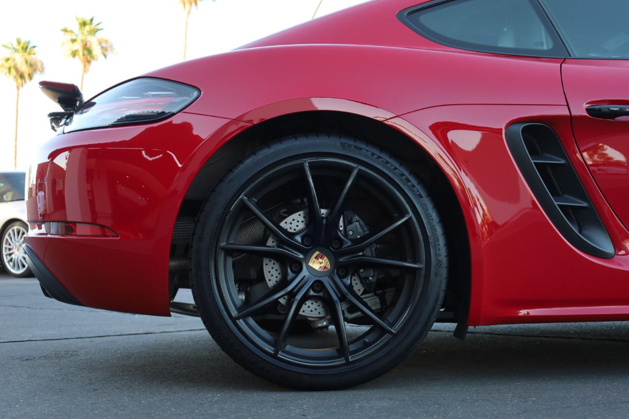 Porsche 718 Cayman Coupe 2019