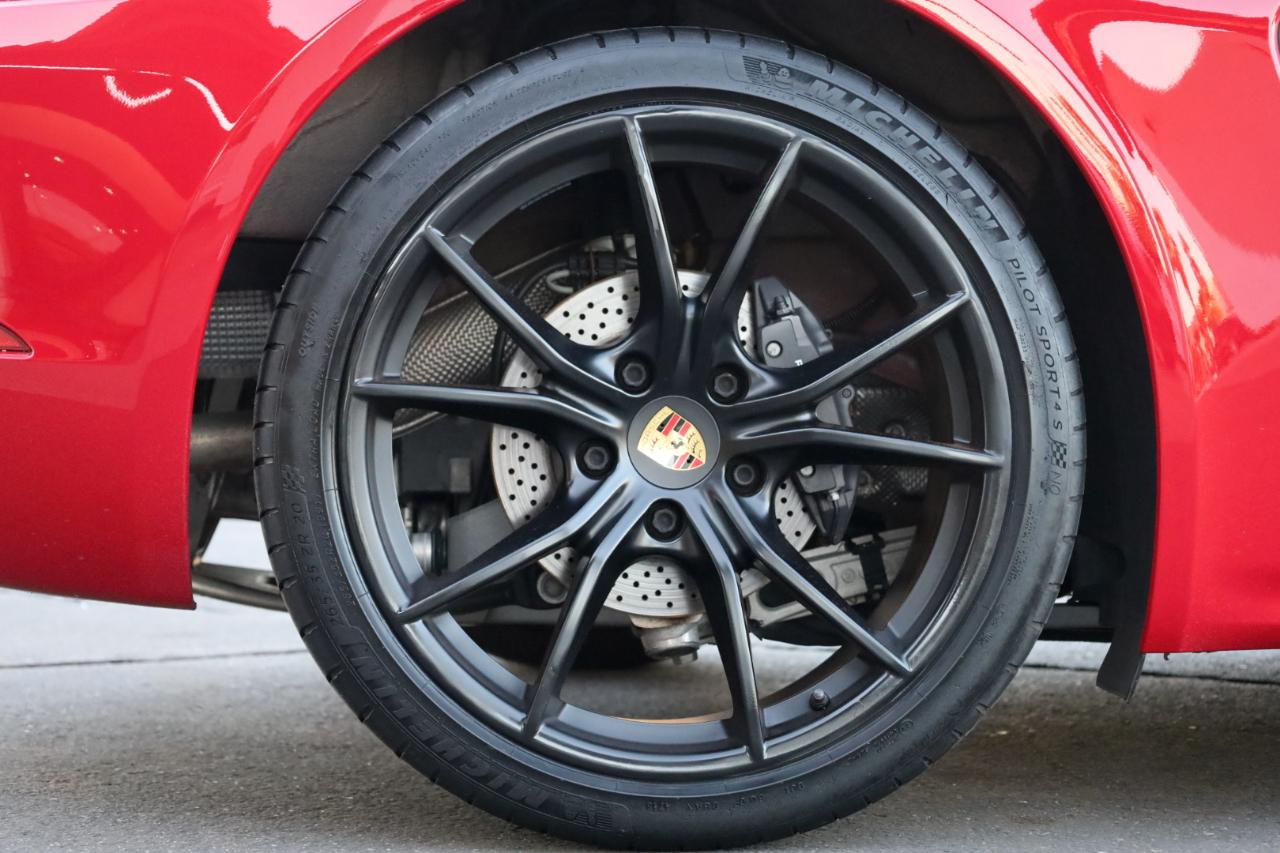 Porsche 718 Cayman Coupe 2019