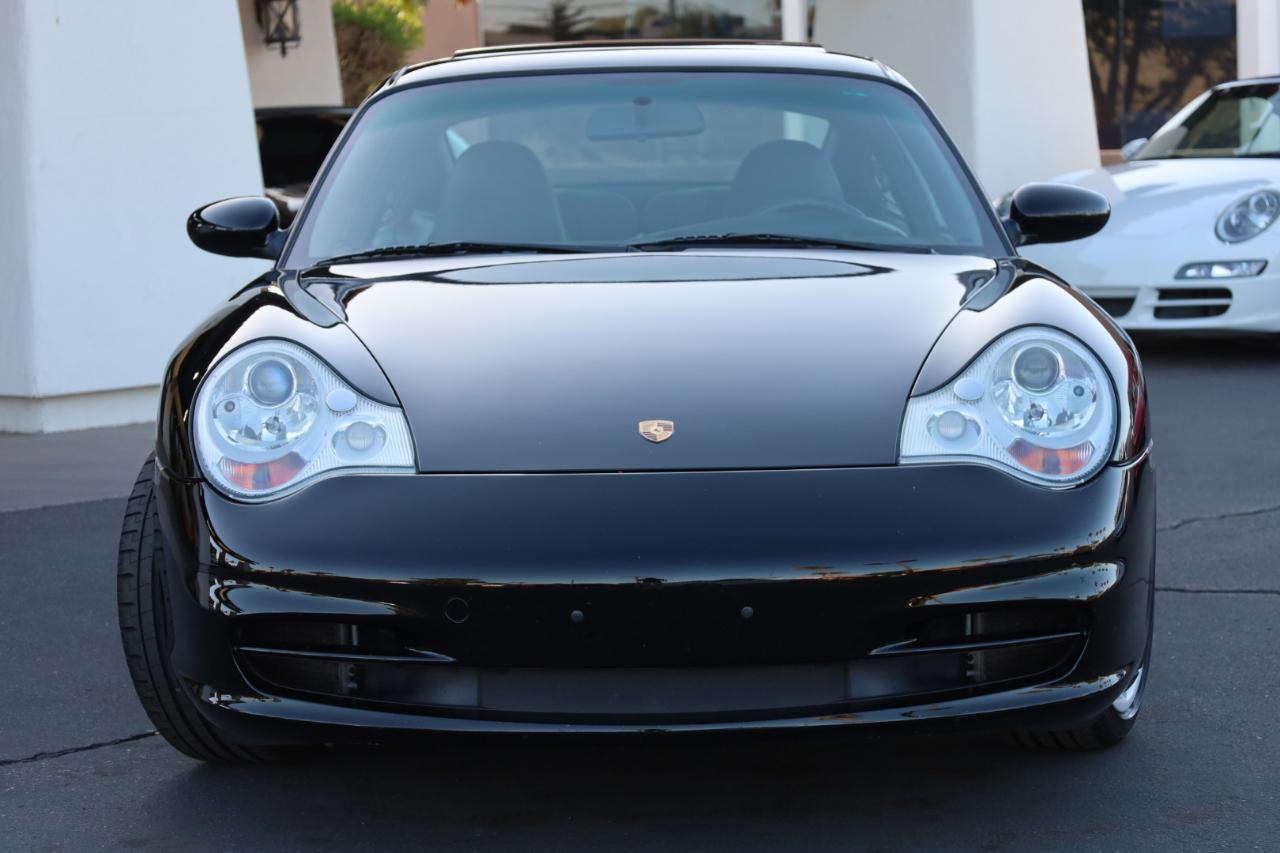 Porsche 911 Carrera Coupe 2003