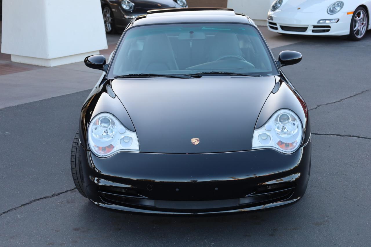 Porsche 911 Carrera Coupe 2003