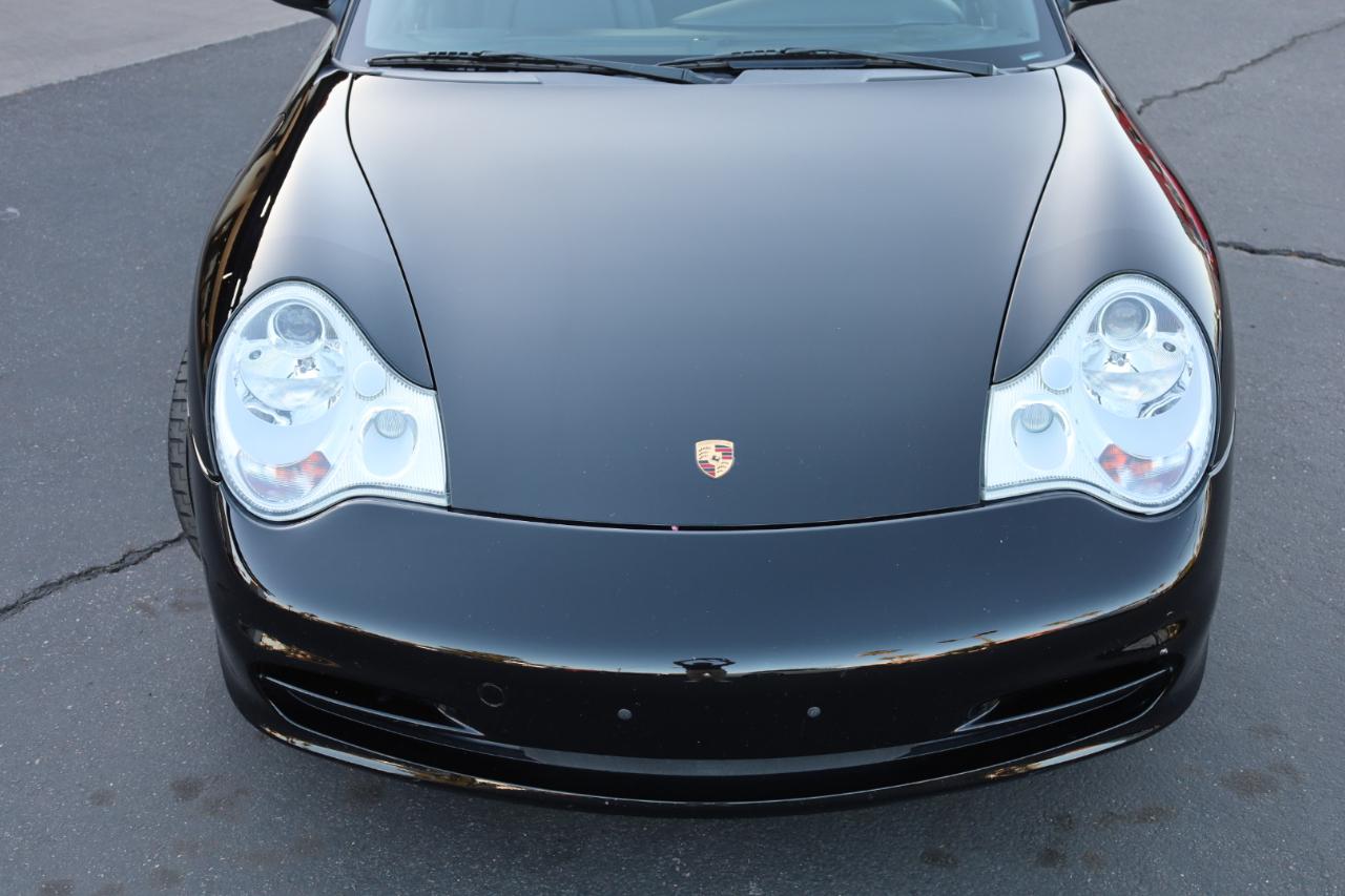 Porsche 911 Carrera Coupe 2003