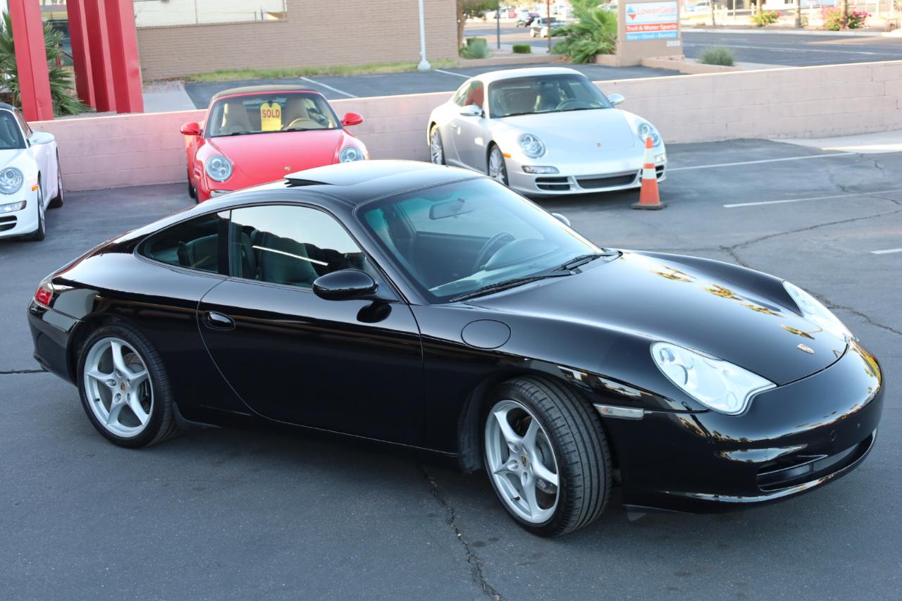 Porsche 911 Carrera Coupe 2003