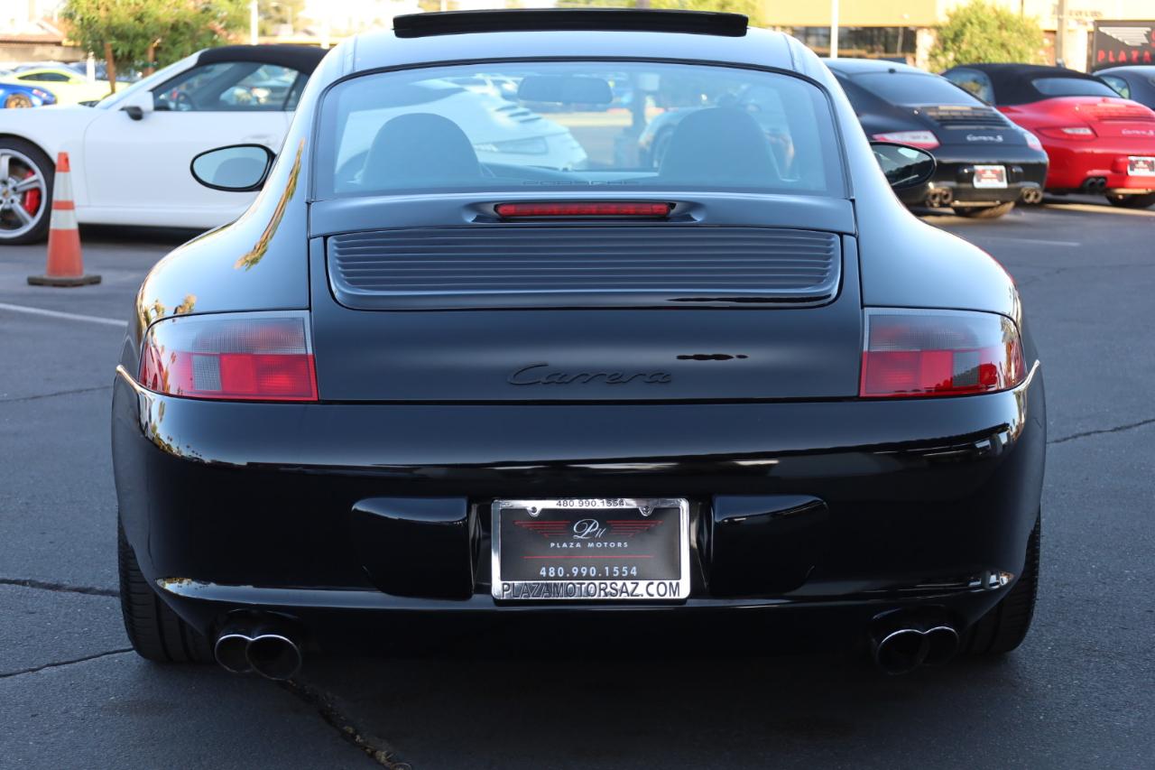 Porsche 911 Carrera Coupe 2003