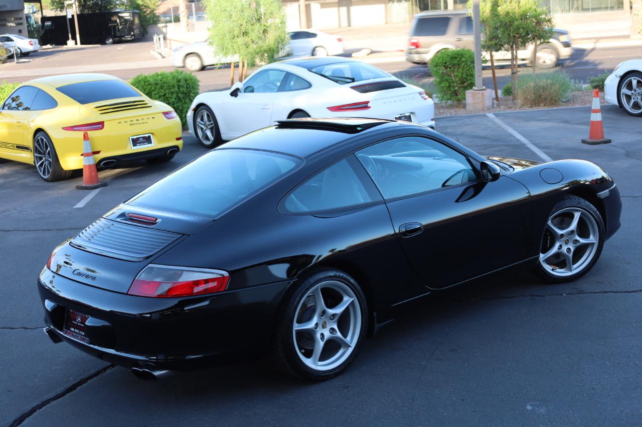 Porsche 911 Carrera Coupe 2003