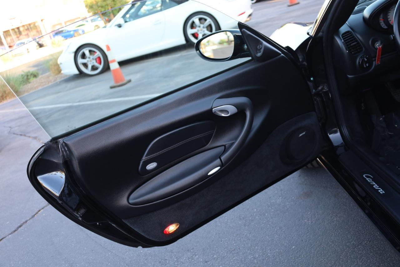 Porsche 911 Carrera Coupe 2003