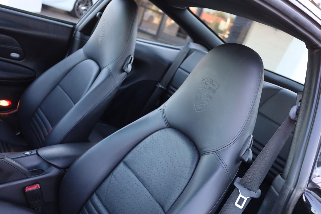 Porsche 911 Carrera Coupe 2003