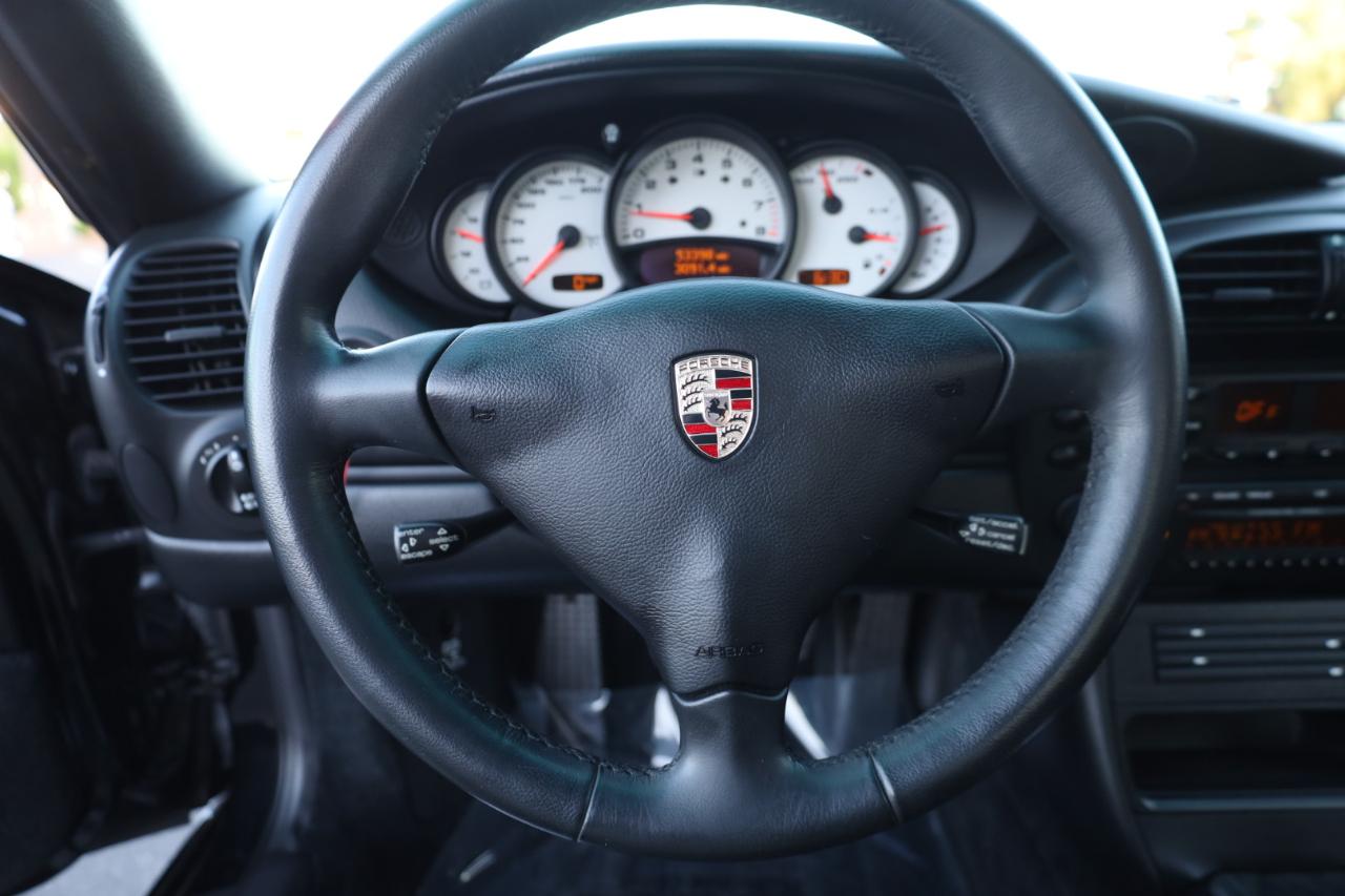 Porsche 911 Carrera Coupe 2003