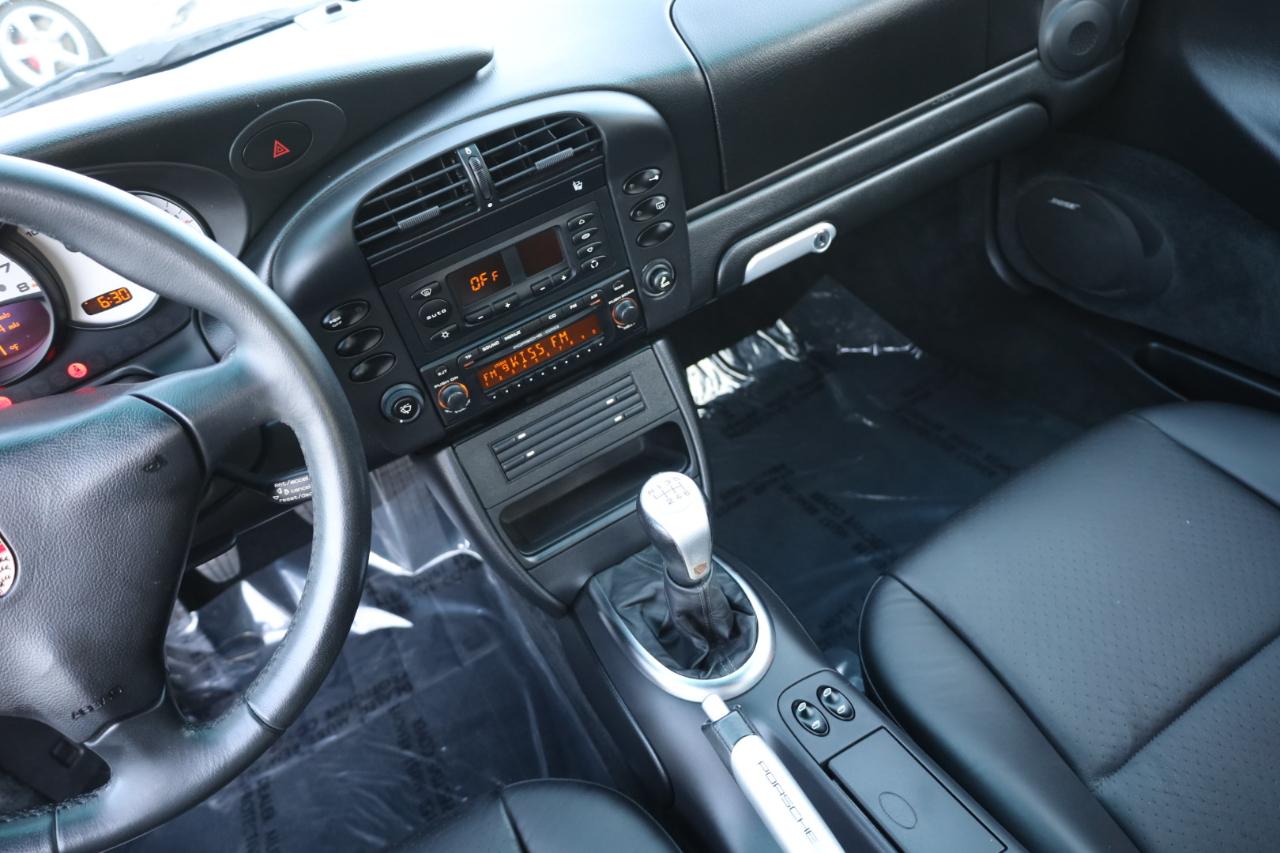 Porsche 911 Carrera Coupe 2003