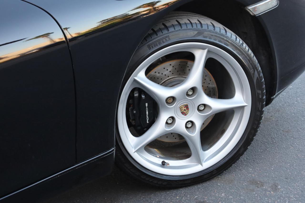 Porsche 911 Carrera Coupe 2003