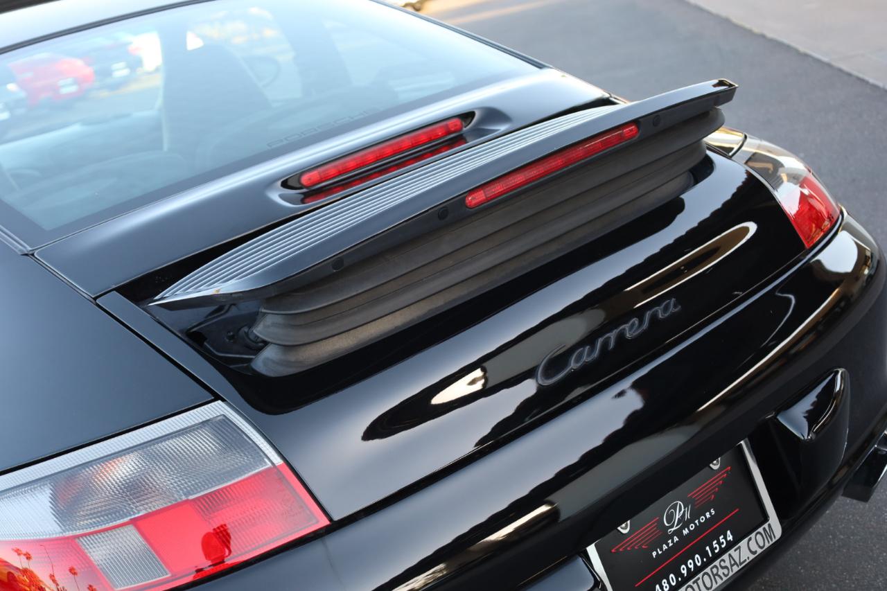 Porsche 911 Carrera Coupe 2003