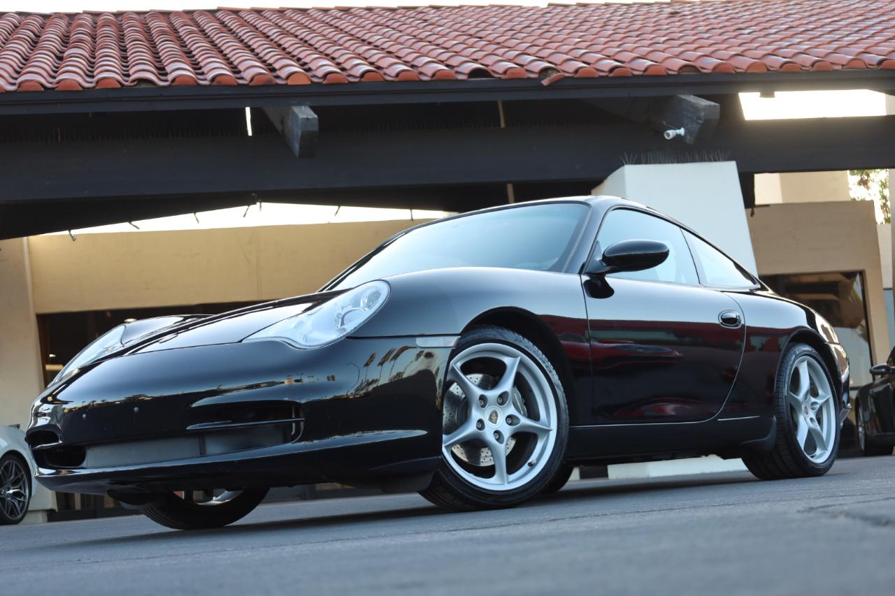 Porsche 911 Carrera Coupe 2003