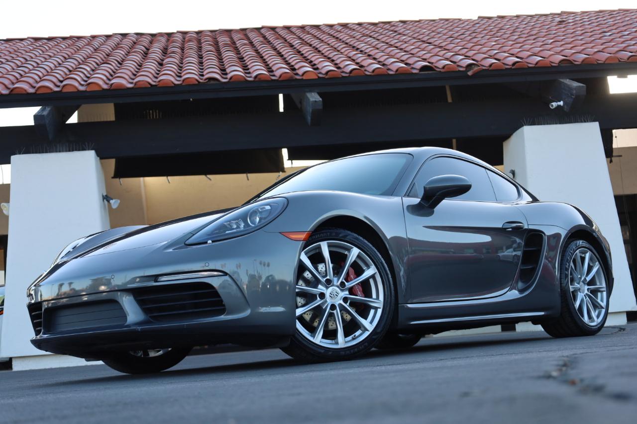 Porsche 718 Cayman Coupe 2018