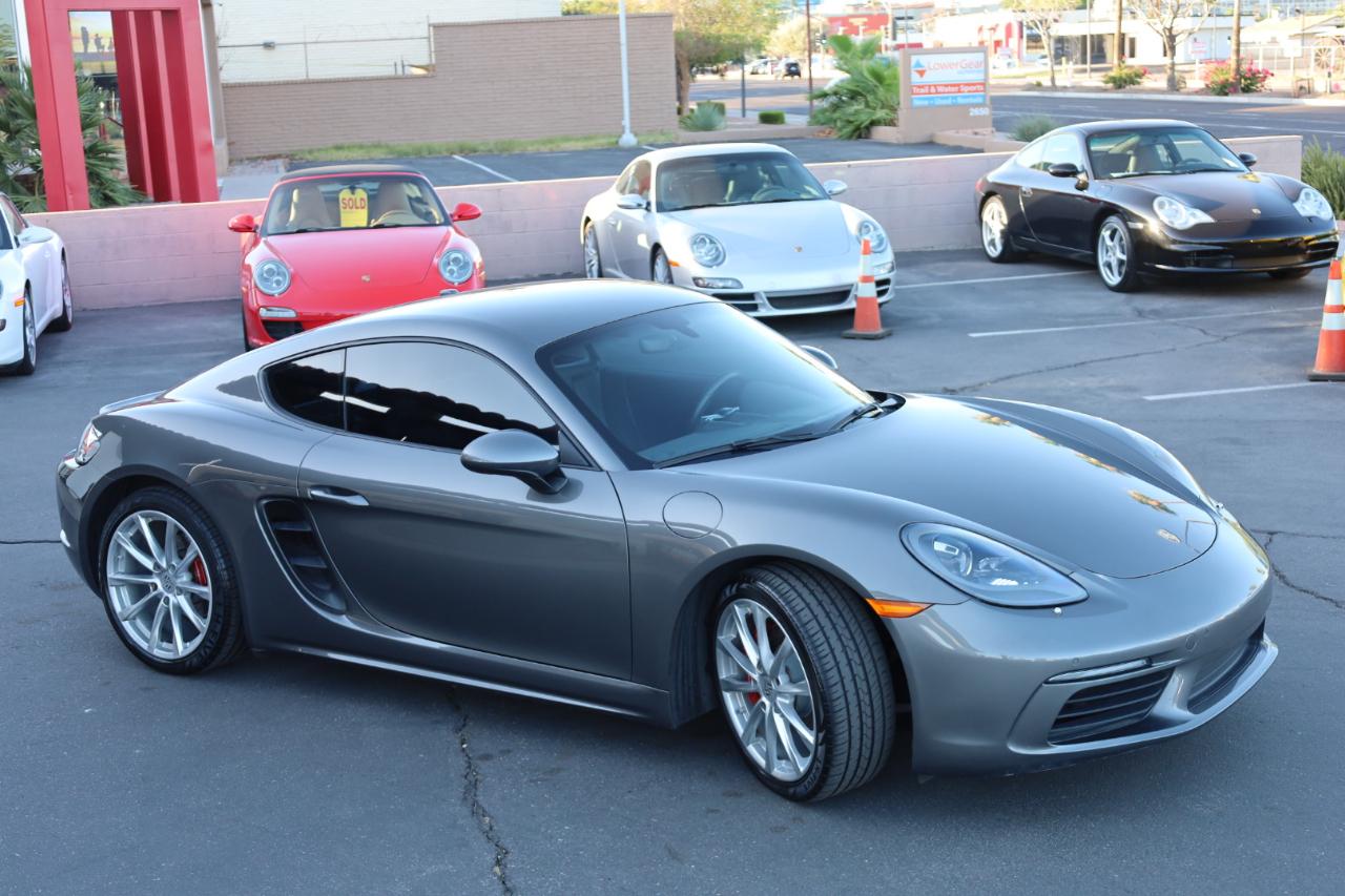 Porsche 718 Cayman Coupe 2018