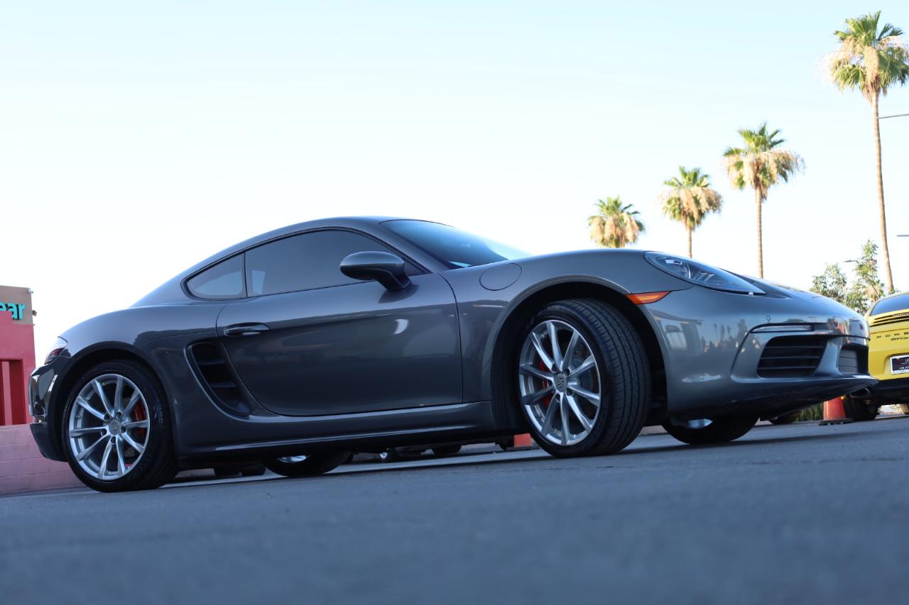 Porsche 718 Cayman Coupe 2018