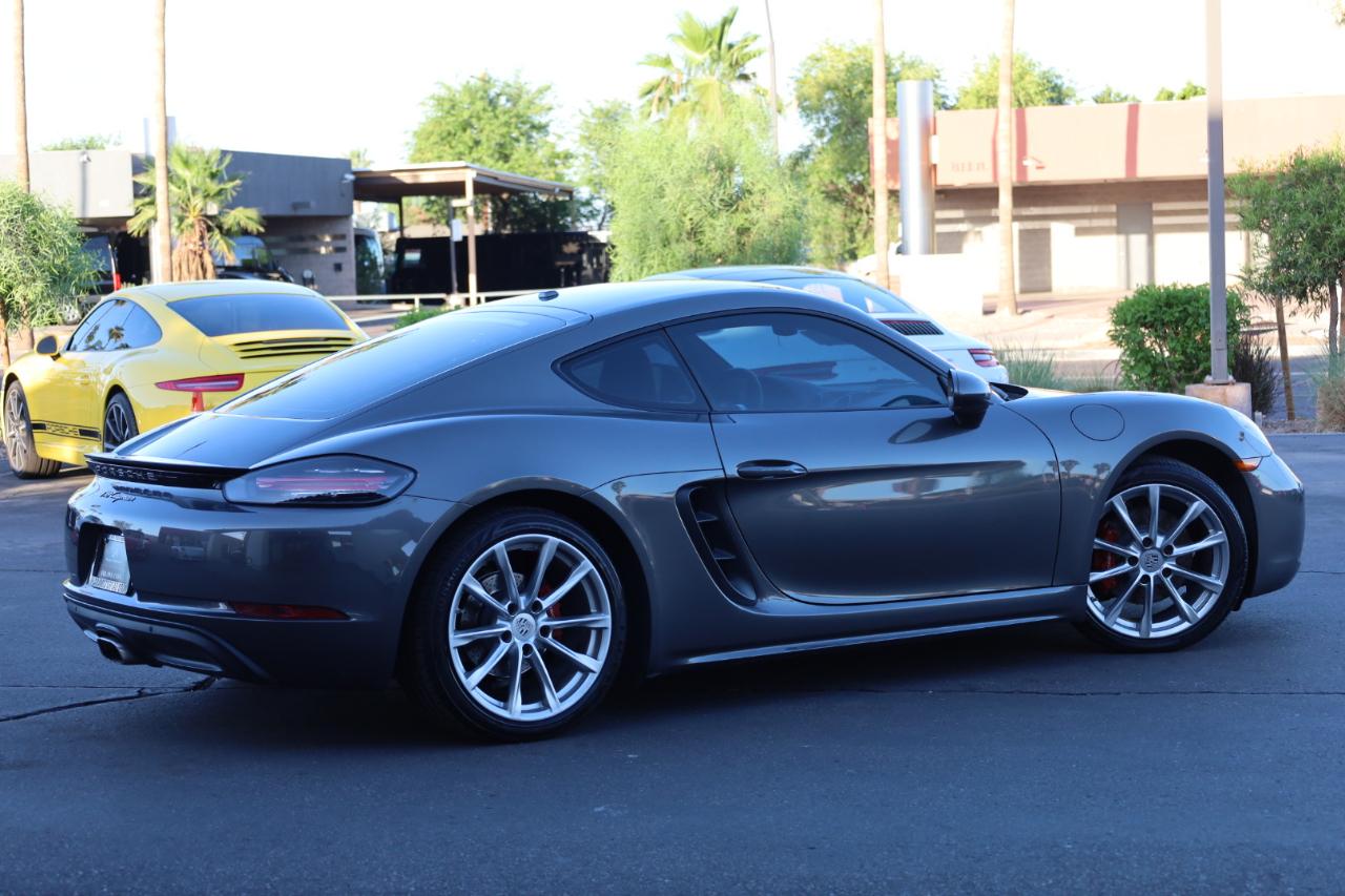 Porsche 718 Cayman Coupe 2018