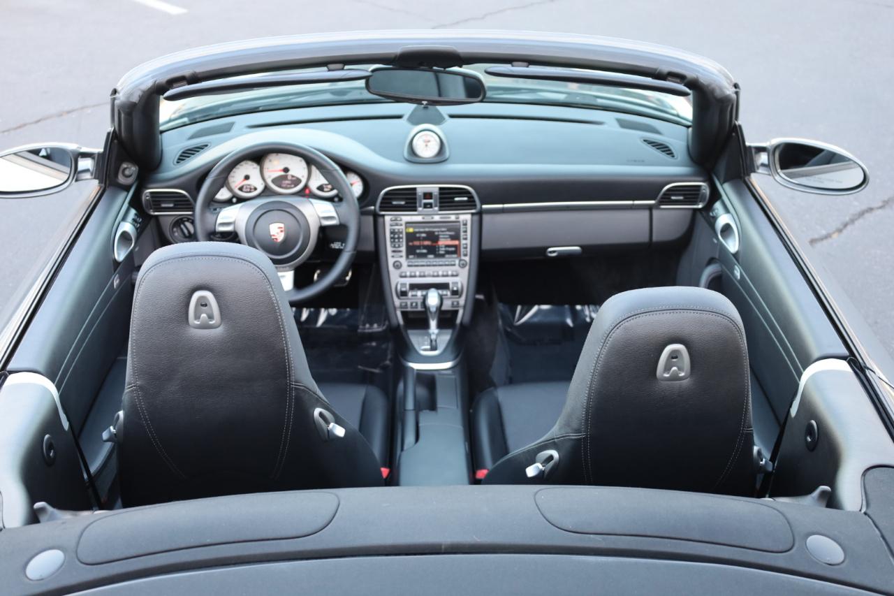 Porsche 911 Carrera 4S Cabriolet 2008