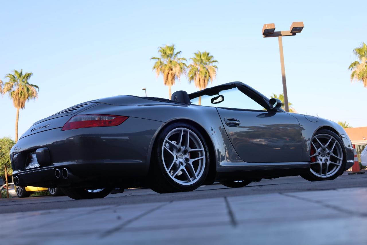 Porsche 911 Carrera 4S Cabriolet 2008