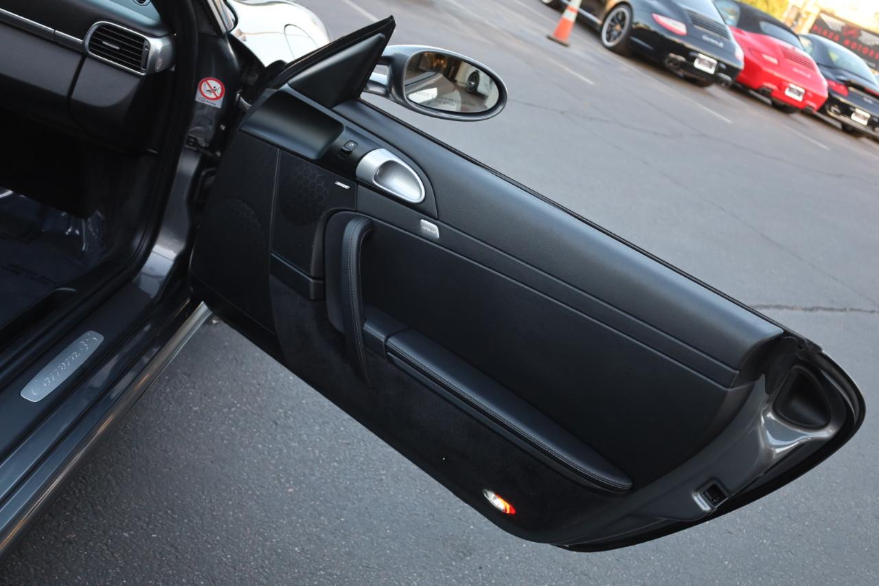 Porsche 911 Carrera 4S Cabriolet 2008