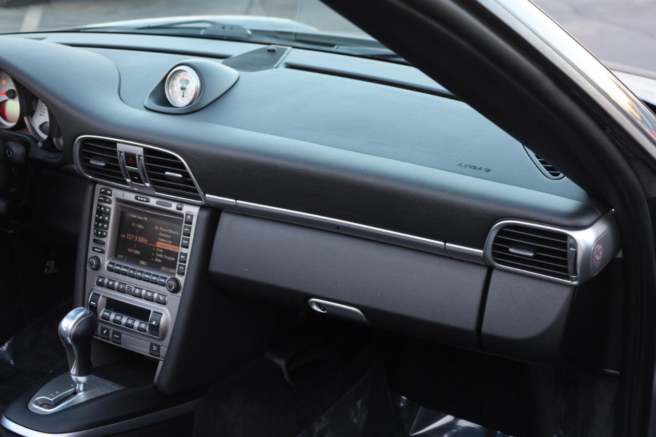 Porsche 911 Carrera 4S Cabriolet 2008