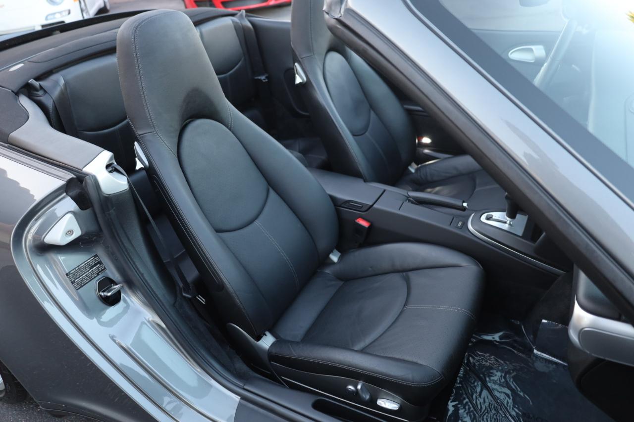 Porsche 911 Carrera 4S Cabriolet 2008