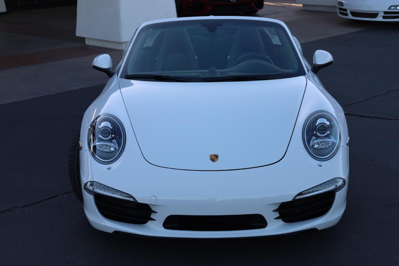 Porsche 911 Carrera S Cabriolet 2012