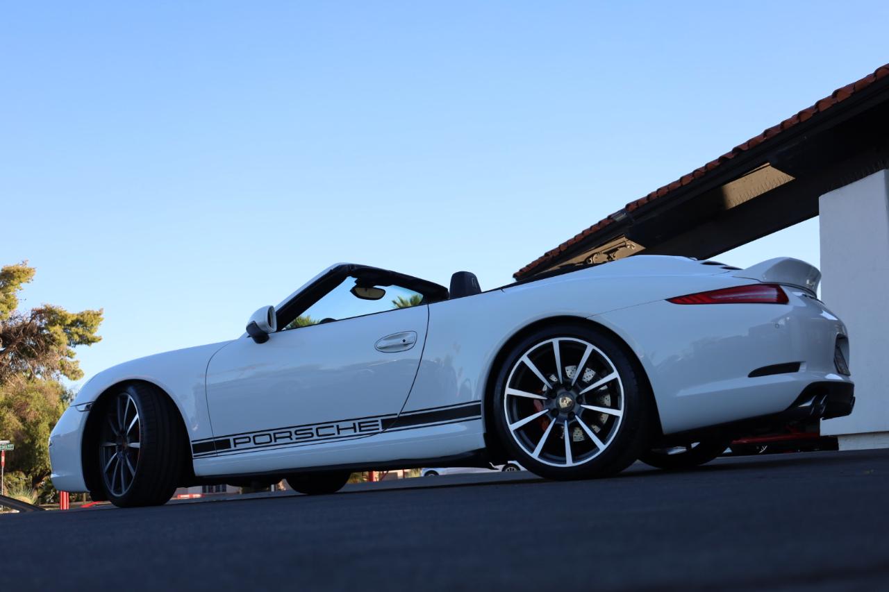 Porsche 911 Carrera S Cabriolet 2012
