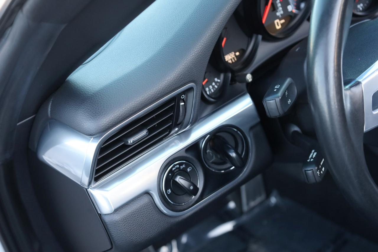 Porsche 911 Carrera S Cabriolet 2012