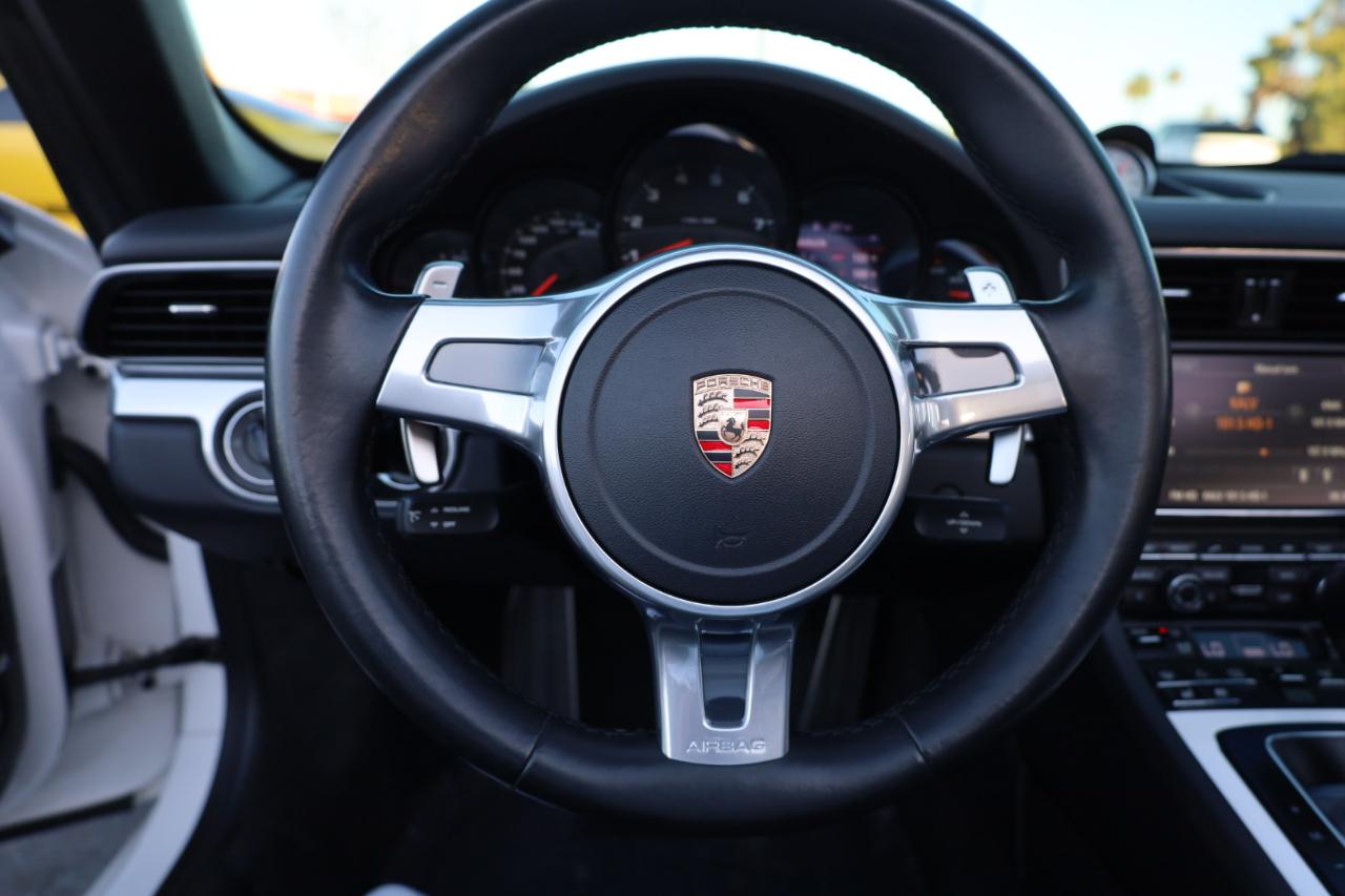 Porsche 911 Carrera S Cabriolet 2012