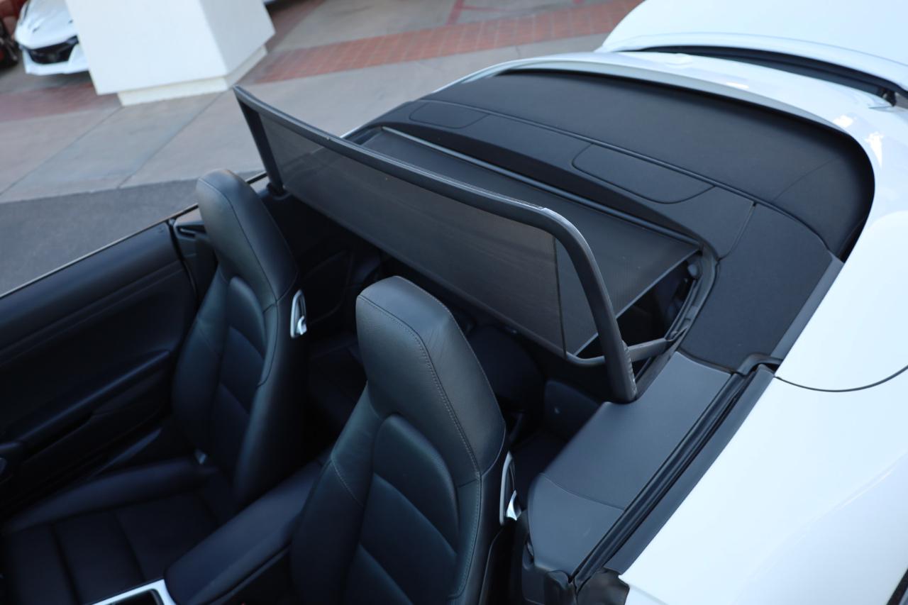 Porsche 911 Carrera S Cabriolet 2012