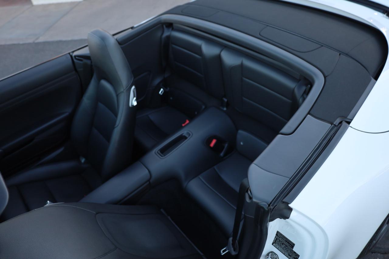 Porsche 911 Carrera S Cabriolet 2012