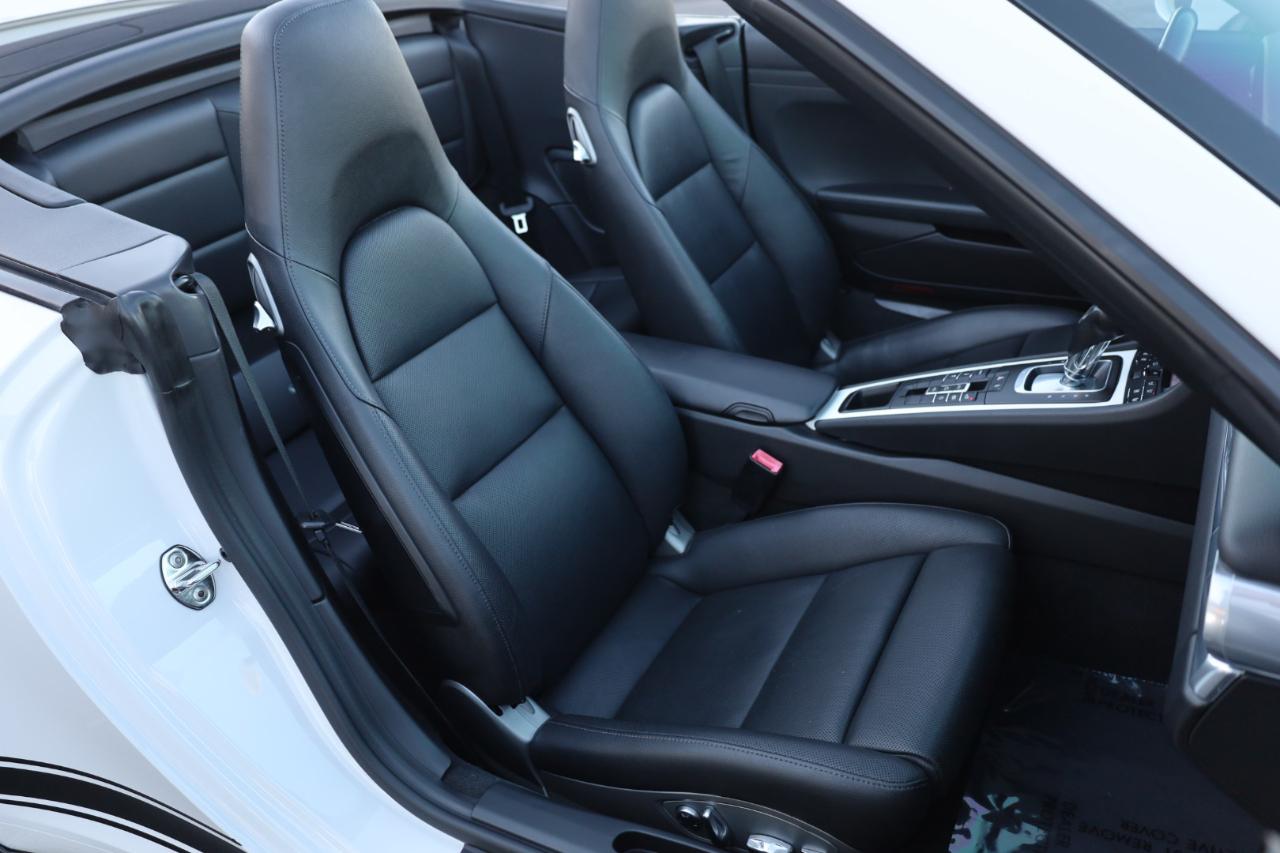 Porsche 911 Carrera S Cabriolet 2012