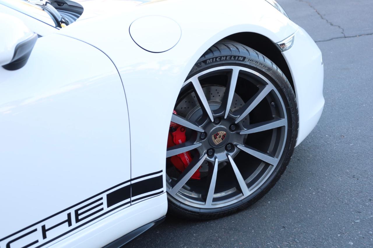 Porsche 911 Carrera S Cabriolet 2012