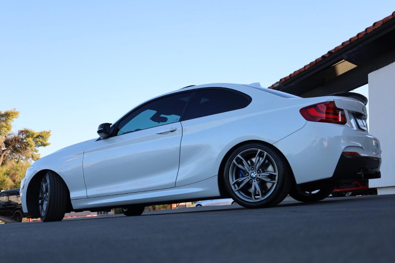 BMW 2-Series M235i Coupe 2016