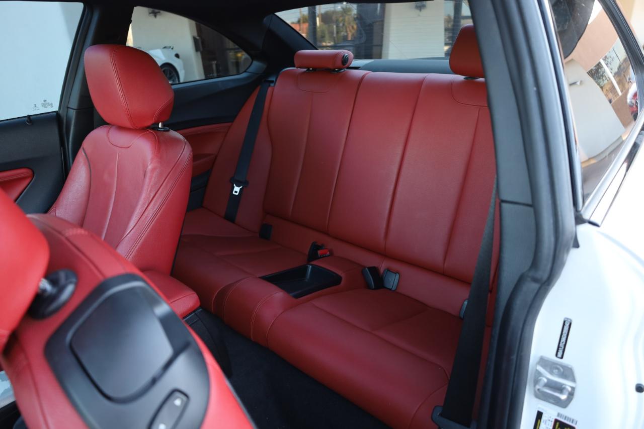 BMW 2-Series M235i Coupe 2016