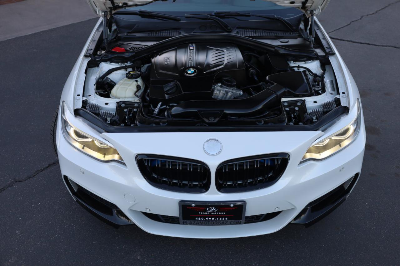 BMW 2-Series M235i Coupe 2016
