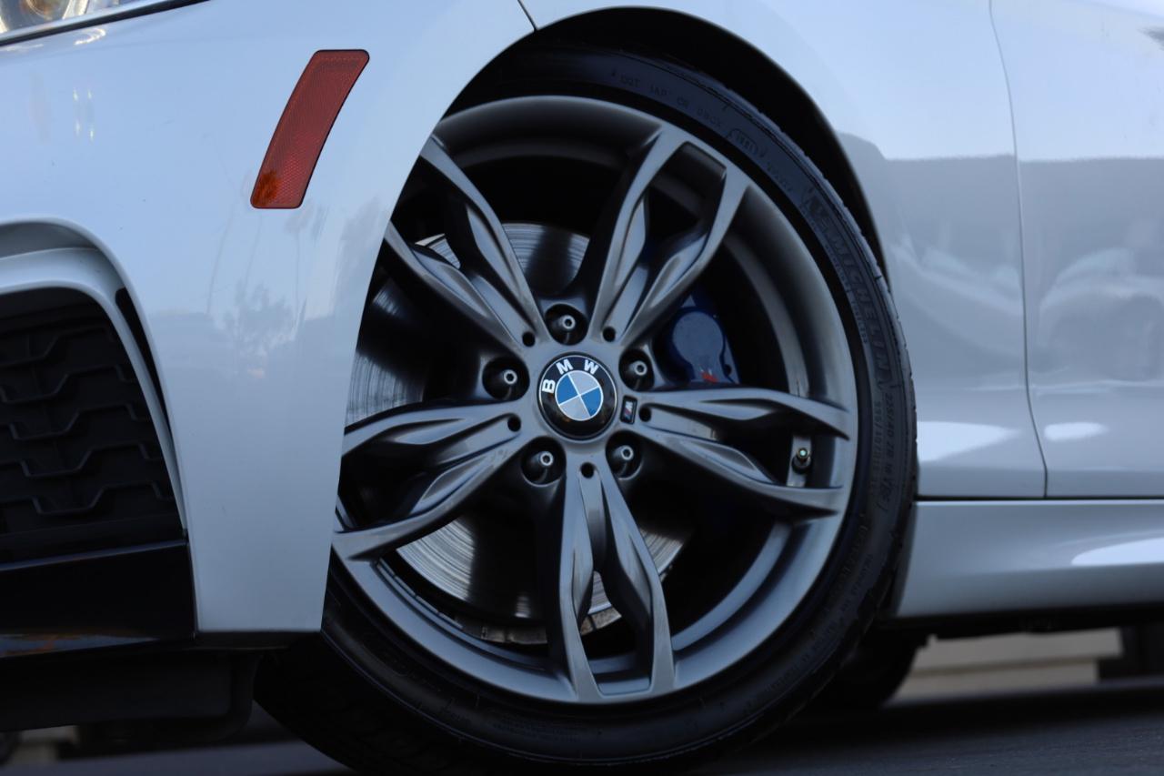 BMW 2-Series M235i Coupe 2016