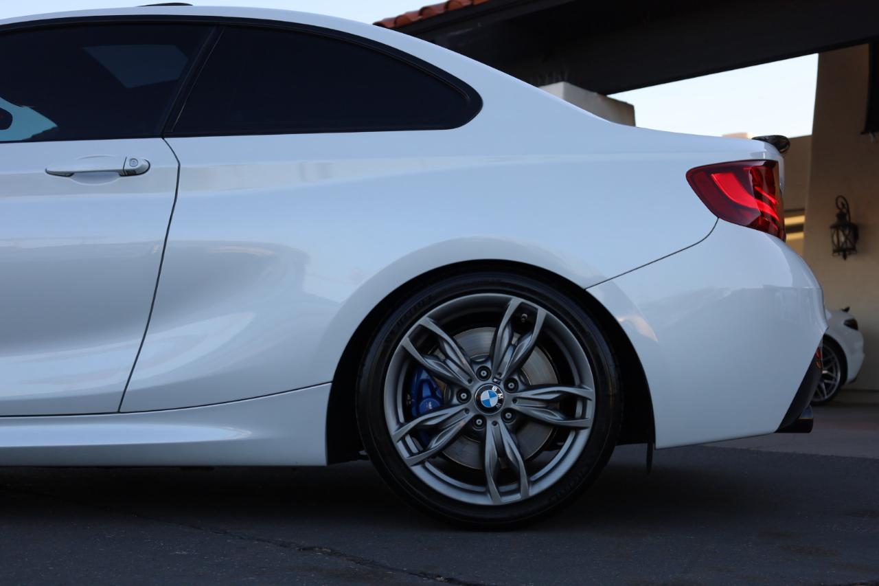 BMW 2-Series M235i Coupe 2016