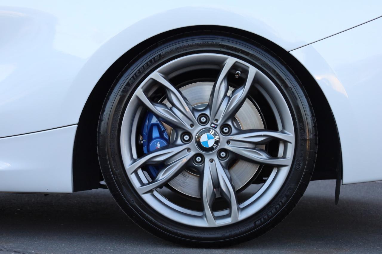 BMW 2-Series M235i Coupe 2016