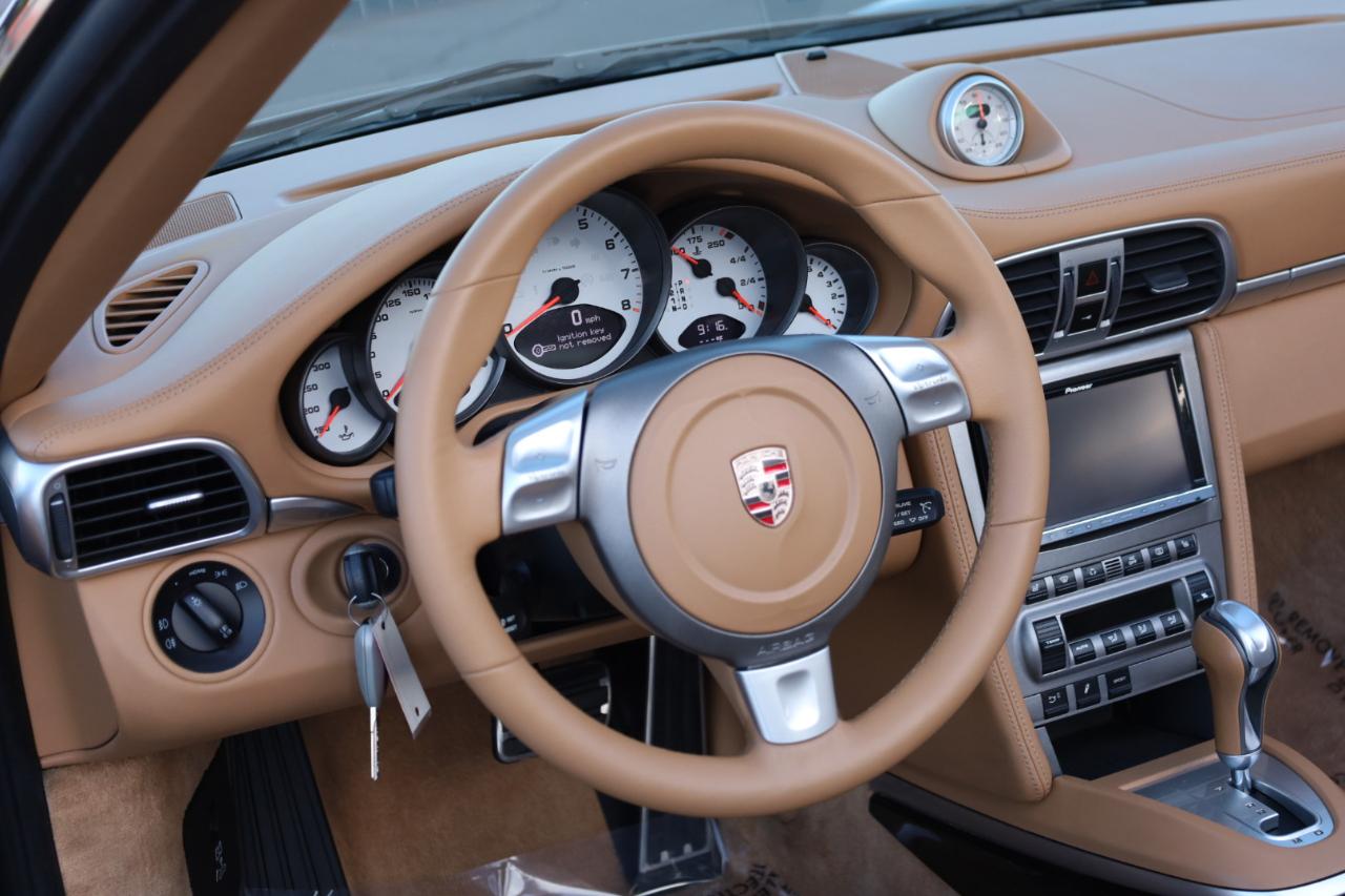 Porsche 911 Carrera S Cabriolet 2008