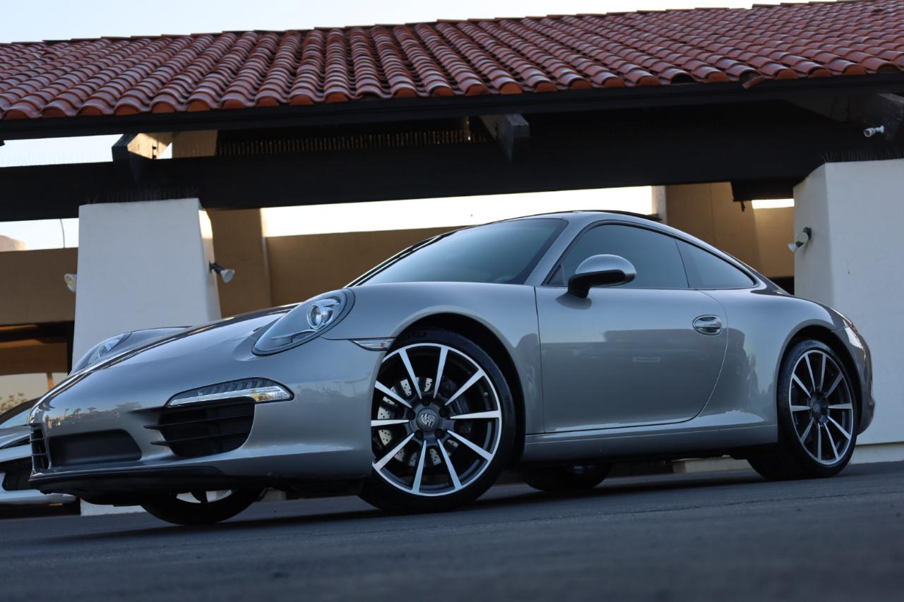 Porsche 911 Carrera Coupe 2013