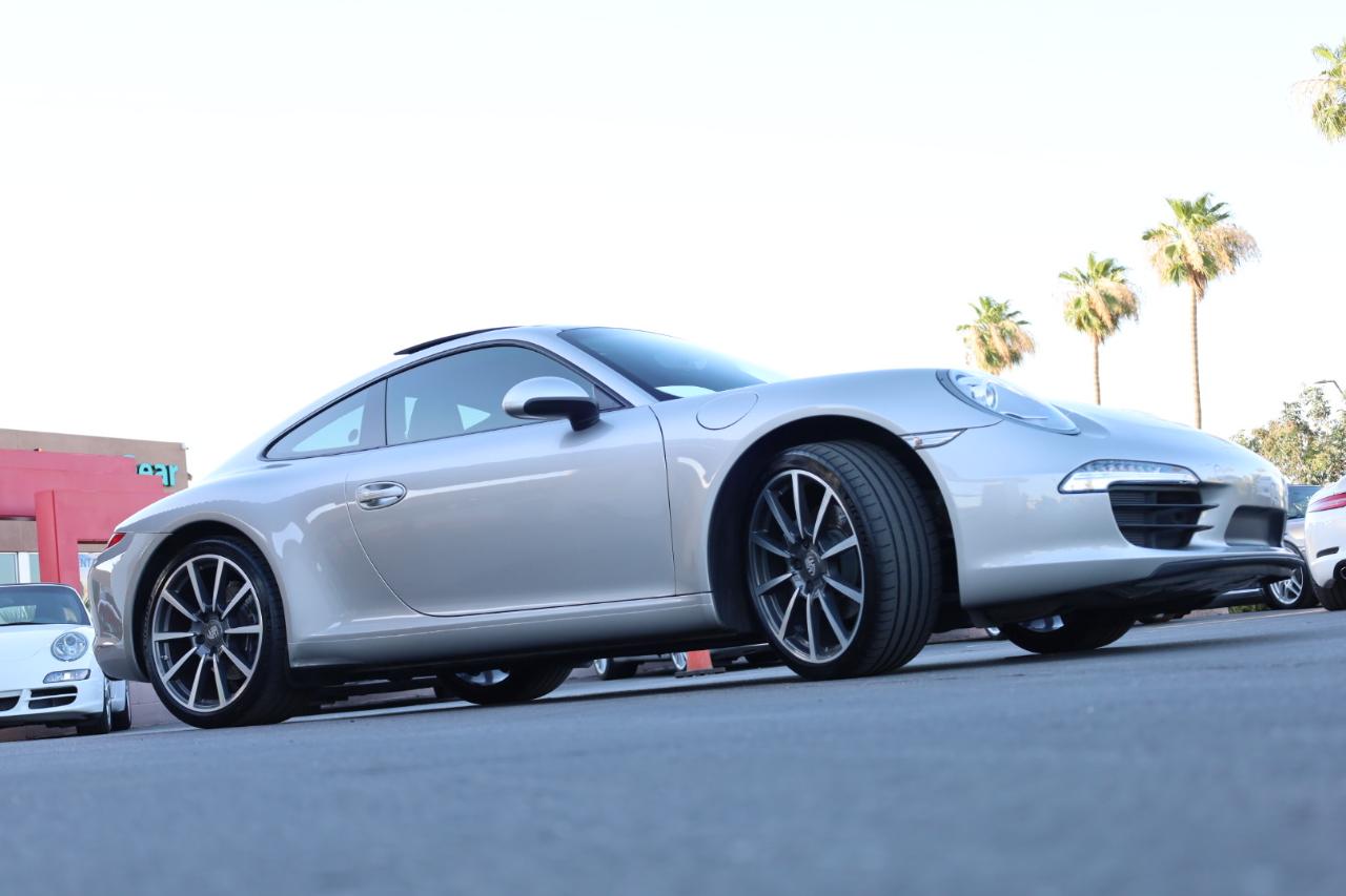Porsche 911 Carrera Coupe 2013
