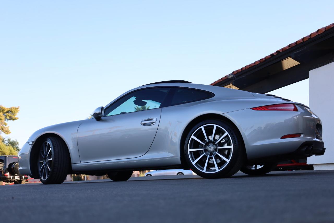 Porsche 911 Carrera Coupe 2013
