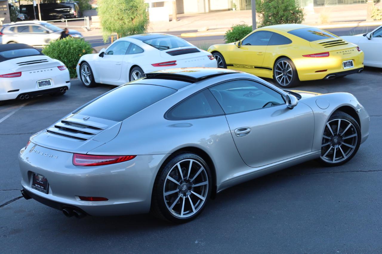Porsche 911 Carrera Coupe 2013